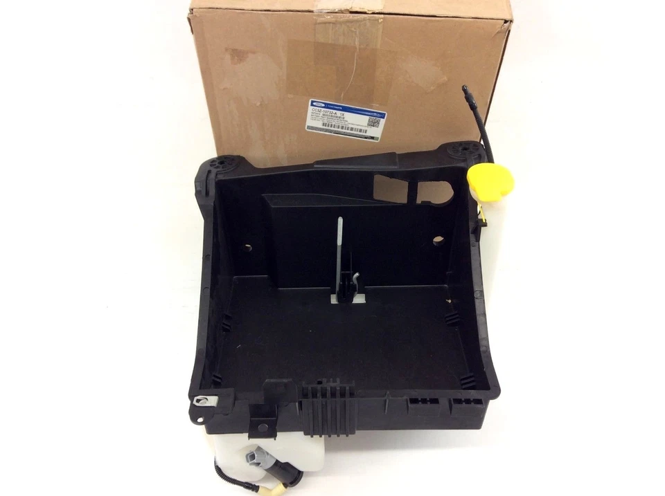 Bandeja de soporte de batería Ford Super Duty 12-16 y tanque de líquido para lavadora de parabrisas OEM Foto 2 de 4