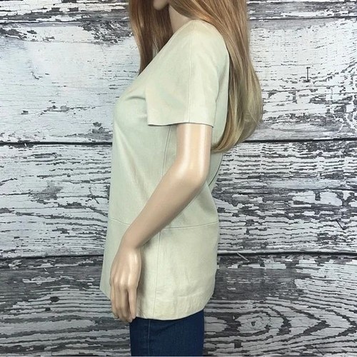 THEORY - Deleena- Cream Short Sleeve with Back Zipper - Lamb Skin Top - Picture 6 of 9