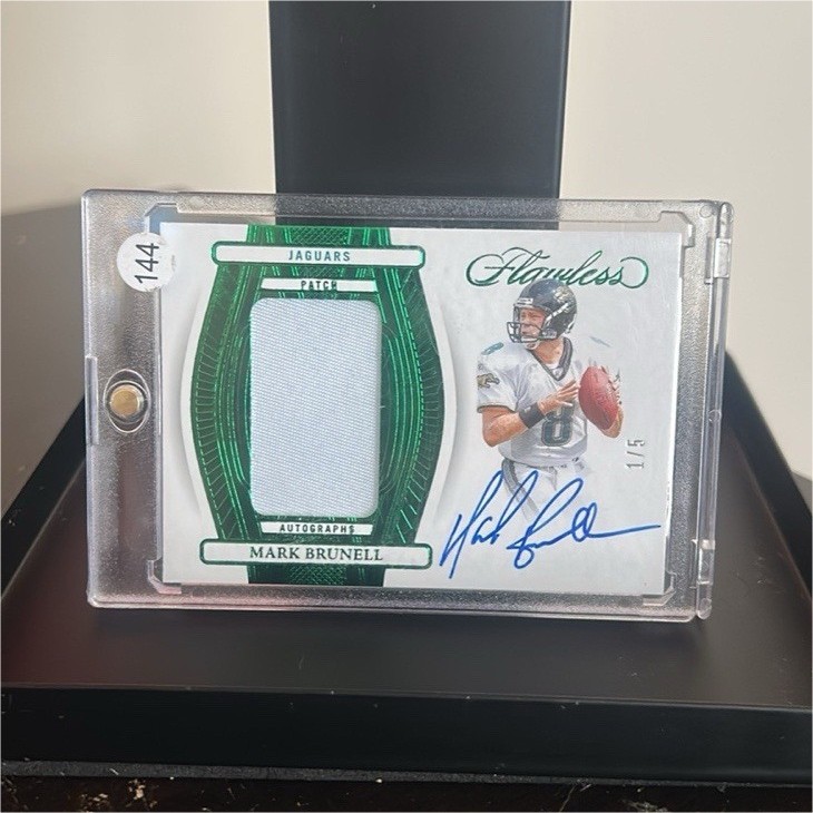 Panini 2024 Flawless Patch Autos Mark Brunell Emerald Auto /5 PA-MBL