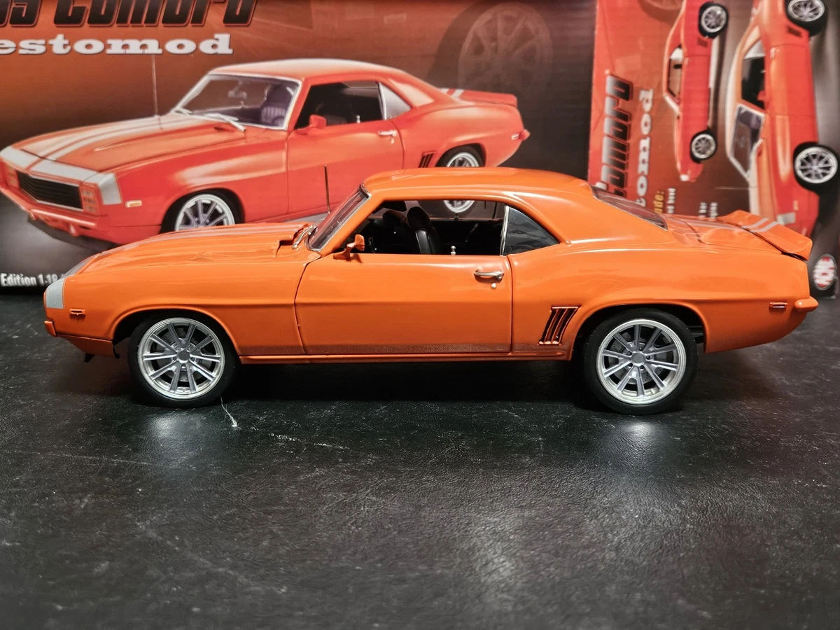 シェビー カマロ 1969 M/T. 1/18 Chevrolet Camaro 1:18 Scale 1969 Vehicle Year Contemporary