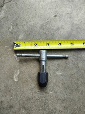 Vintage Craftsman T-handle tap wrench 9–42102  12-5/16. 5mm-8mm