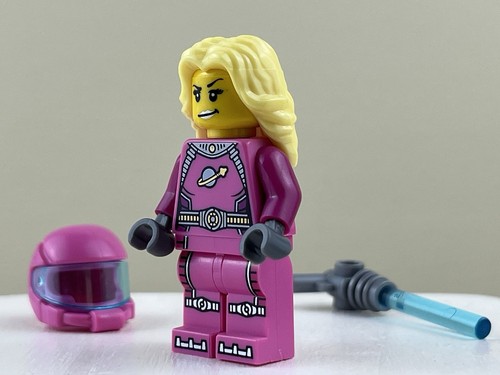LEGO Intergalactic Girl Collectible Minifigure Series 6 - col06-13 8827 NEW - Picture 2 of 9