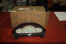NEU  Mercedes A-Klasse W168 A190 Tacho A1685408111 Tachometer Kombii NEU NOS 