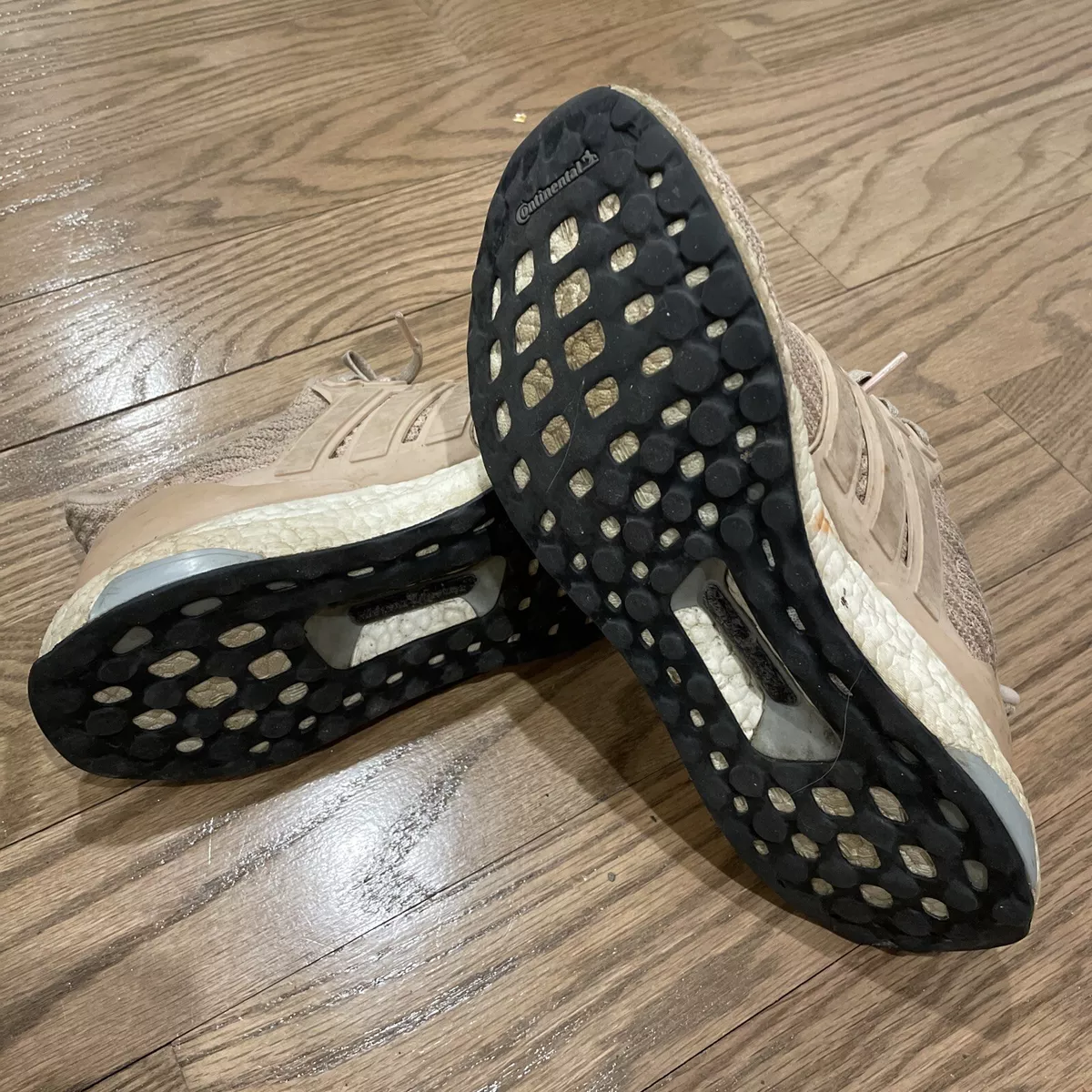 Creme cheap ultra boost