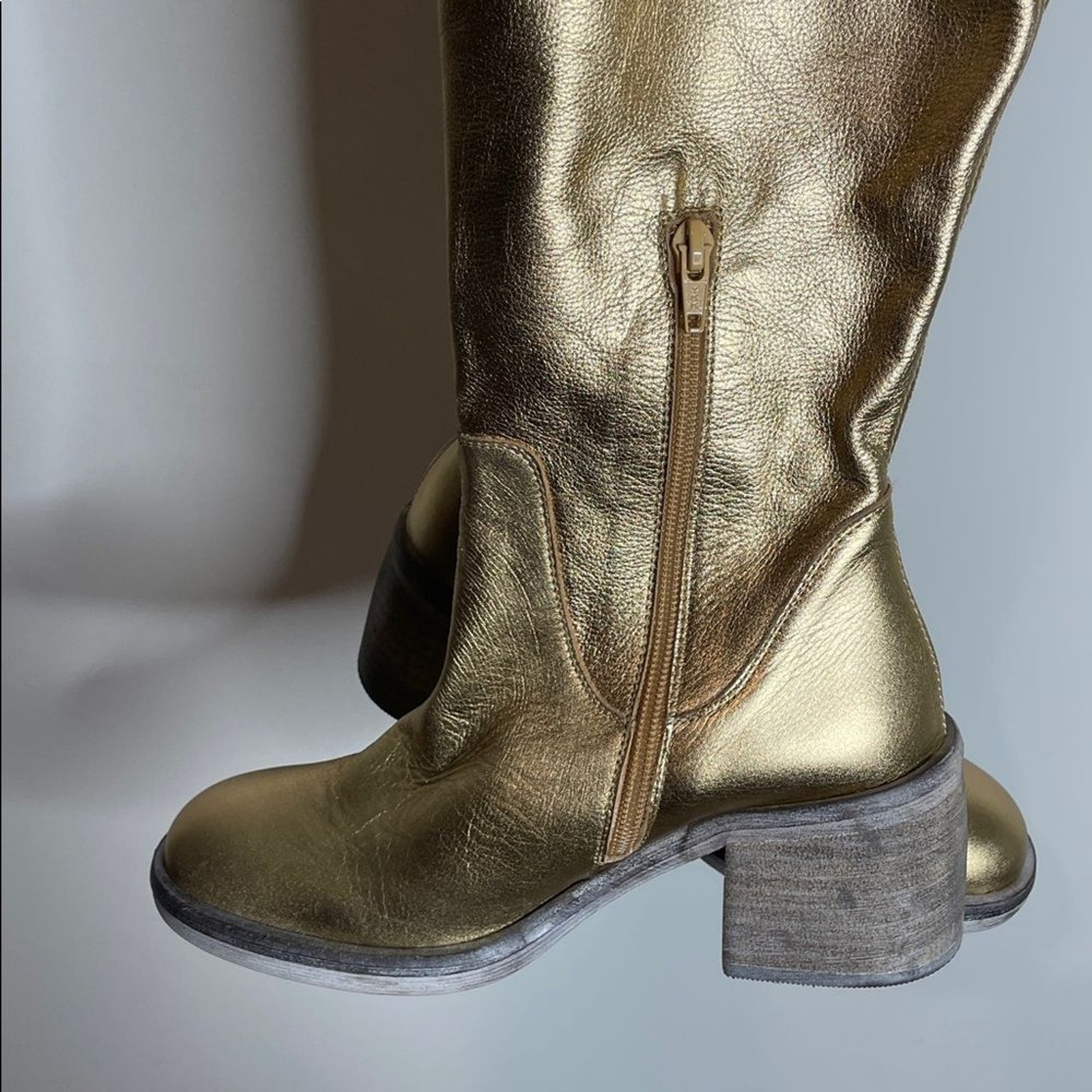 Free People Women’s Essentials Tall Gold Metallic Leather Boots Size 6 NWOB thumbnail 5