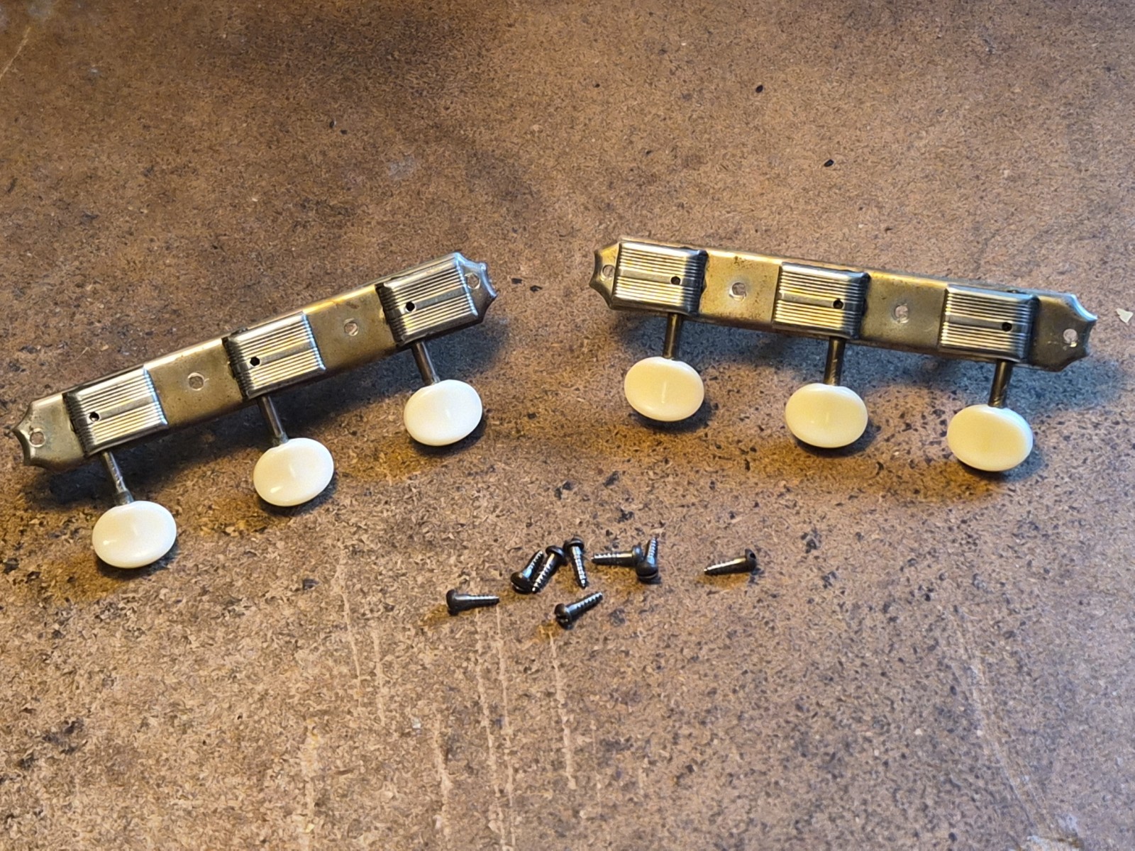 Vintage 1950s Kluson No Line Guitar Tuners Tuning Pegs 1953 1952 1954 Gibson Kay