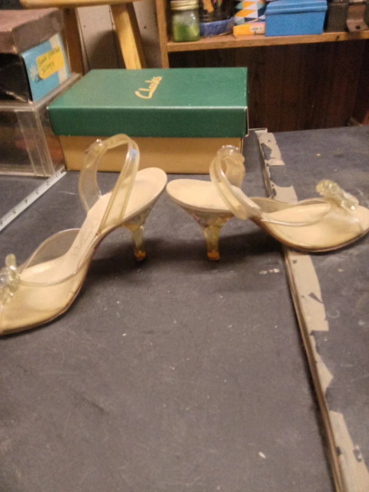 Vtg 40s Palter DeLiso Mod Debs Hippy Acrylic Sling Back Heels Sz 5 - Image 3 of 4