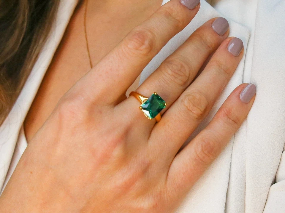 3.00 Ct Emerald Cut Natural Emerald & Diamond Wedding Ring 14k Yellow Gold 8 - Image 2 of 4