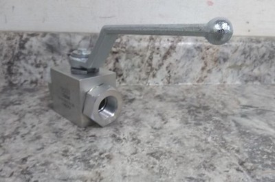 Parker BVHP12NSS1N 3/4 In NPT Port Connection Hydraulic Ball Valve