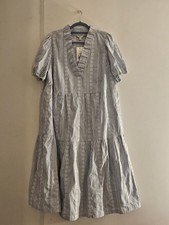 Crown & Ivy Plus Size Dress Floral Blue White Textured 2x