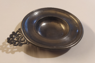 Tastevin Ancien En étain, 7.5 Cm, Avec Blason Et Poinçon - 80g, XXe Siècle