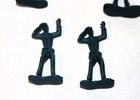 Vintage PLASTIC GREEN ARMY MEN Infantry Toy Soldier 2.5" MIXED Poses 41 Figures — photo 10