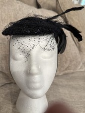 Vintage Women  s Fascinator Black Hat W/ Veil Sequins And Feathers