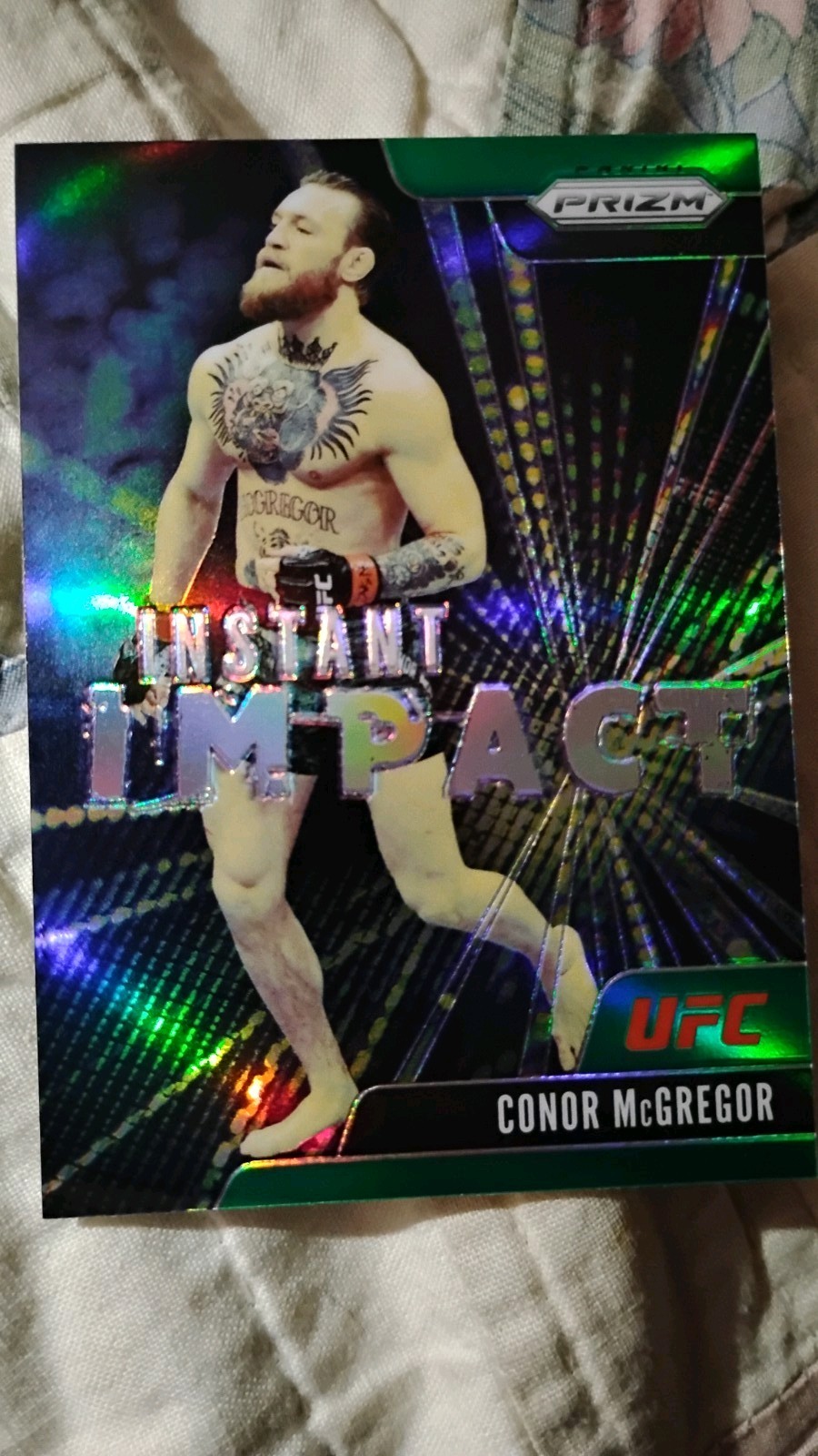 2021 Panini Prizm UFC Conor McGregor, Green Fireworks Parallel Refractor
