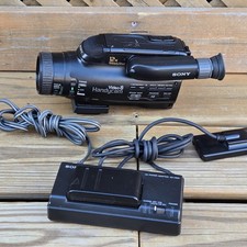 Sony CCD-FX630 Video8 Handycam Camcorder With Charger PARTS REPAIR ONLY