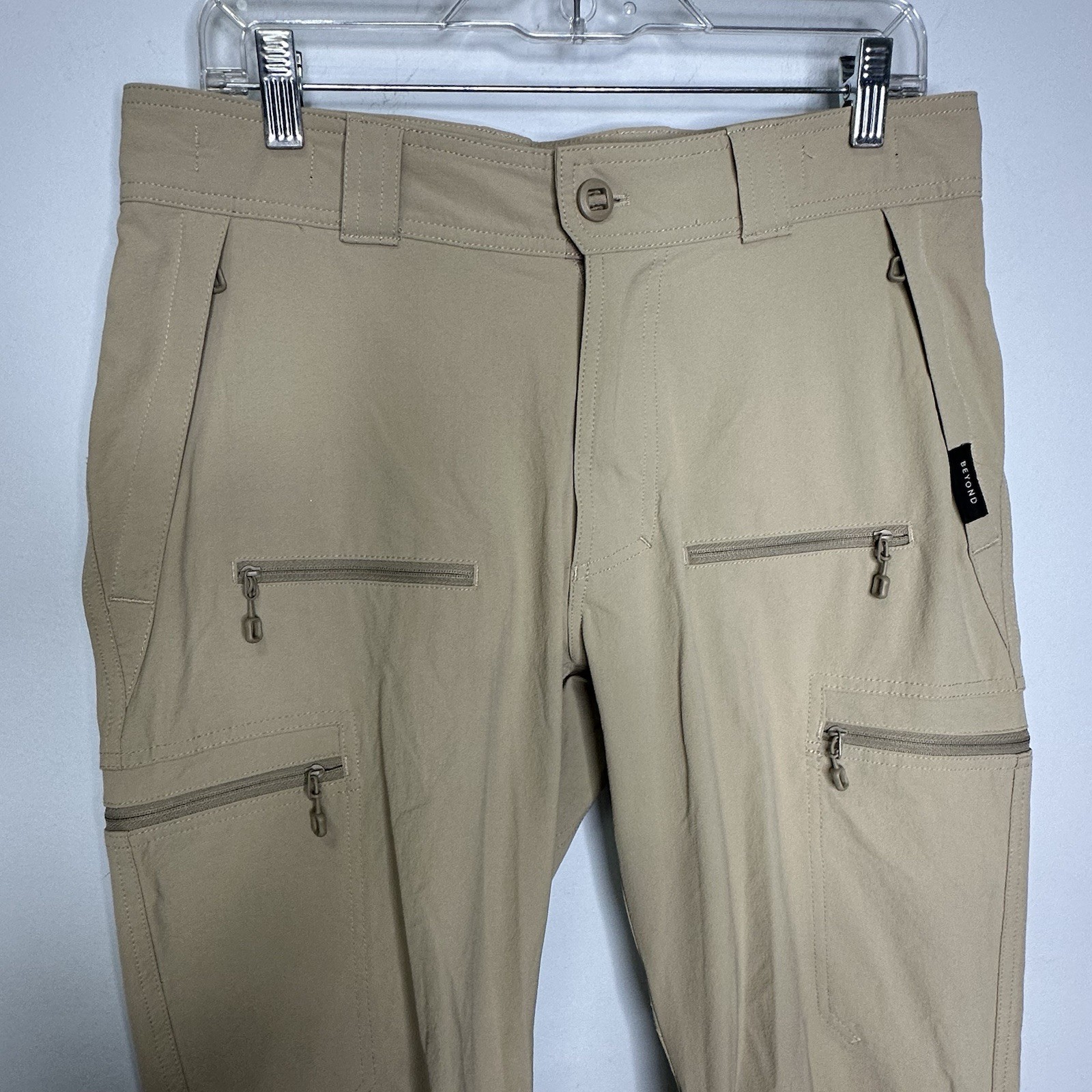 Beyond Clothing Systems Men’s Beige Velox Softshell Pants Size 32 Short