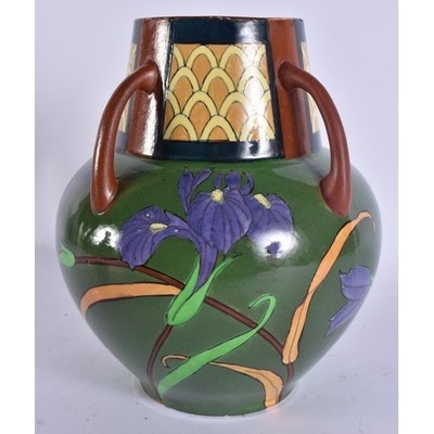 The Foley Intarsio Vierhenkel Vase Frederick Rhead 22 cm x 14 cm um 1898