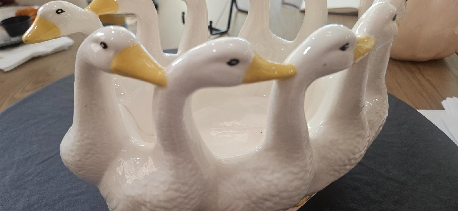 Holland Mold Vintage 60s-80s Goose Bowl/Centerpiece Farmhouse/Cottage Chic