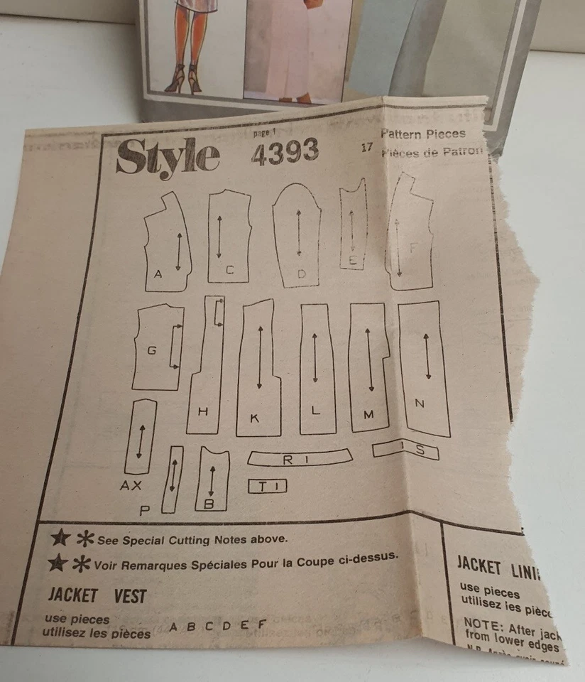 Bruce Oldfield for Style Sewing Pattern 4393 Size 14 c1985 Lined Jacket & Dress - Image 4 of 4