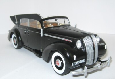ICM Art. 35471 Admiral Cabriolet, WWII German Staff Car with