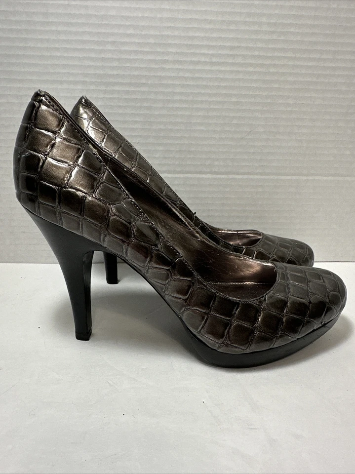 Zapatos de salón Alfani para mujer talla 7,5 bronce imitación piel de serpiente HR-8 Foto 3 de 4