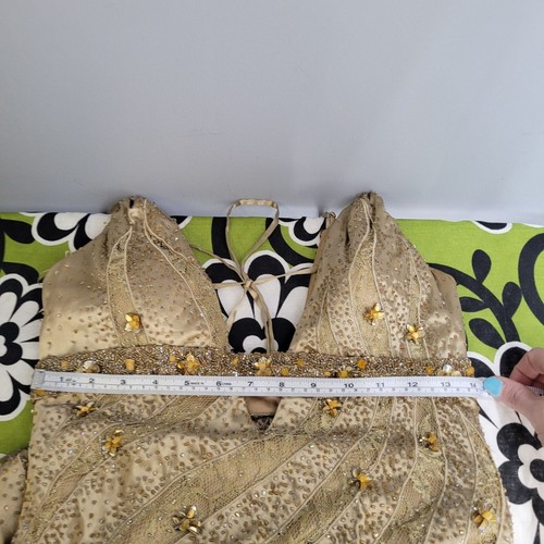 May Queen size 6 USA Gold sequin flower beaded lacy panel long v neck gown - Picture 8 of 17