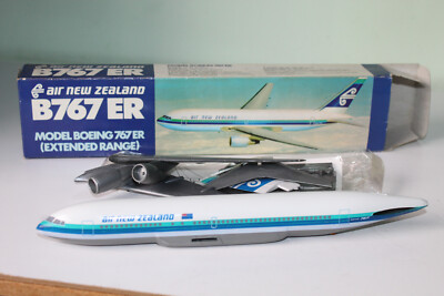 WOOSTER VINTAGE 1:200 BOEING 767 - AIR NEW ZEALAND - UNASSEMBLED MODEL No.77