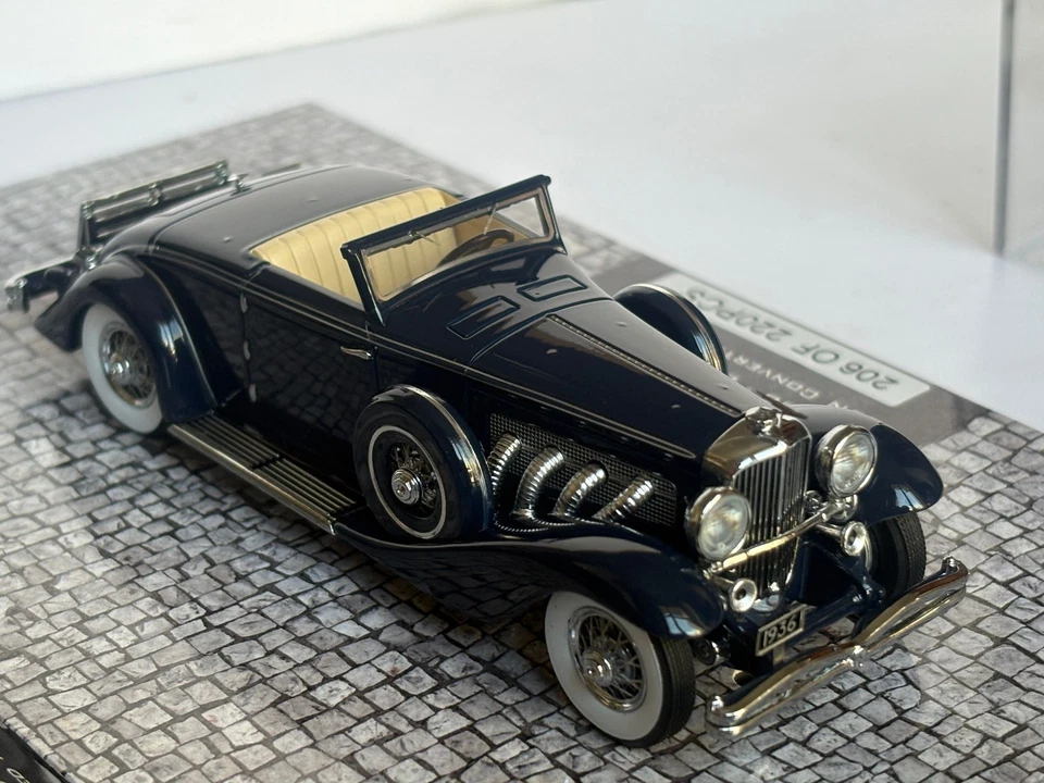 MINICHAMPS BLACKHAWK MUSEUM DUESENBERG SJN CONVERTIBLE COUPE 1936 1:43 - Photo 4/4