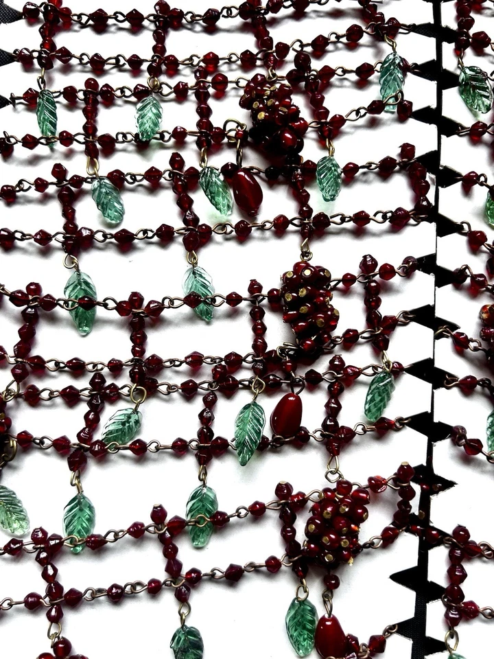 2 件红色和绿色玻璃珠装饰花环 - 葡萄和叶子 - 每件 6 英寸 — 第 3/4 张图片
