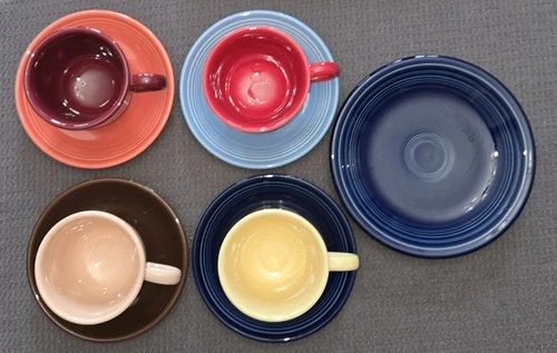 Fiesta Fiestaware Misc Lot 4 Coffee Tea Cups With 4 Miscellaneous Saucers/PLATE