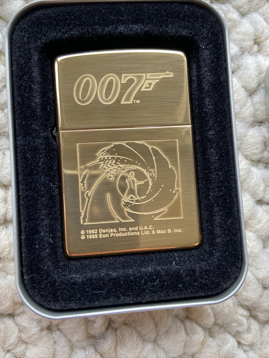 1995 Vintage Extremely Rare Set of 8 James Bond Zippo 1995 Vintage Extremely Rare Set of 8 James Bond Zippo