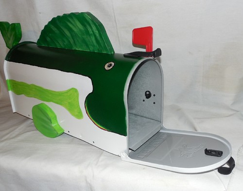 Actual Handpainted Big Mouth Bass Fish Mailbox Hand Painted Handcrafted Mail box - Picture 5 of 7