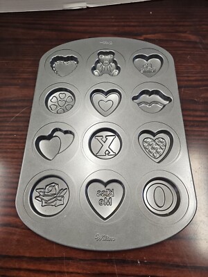 Wilton Valentines Mini Cakes Pan, 14 Non-stick Cavities 
