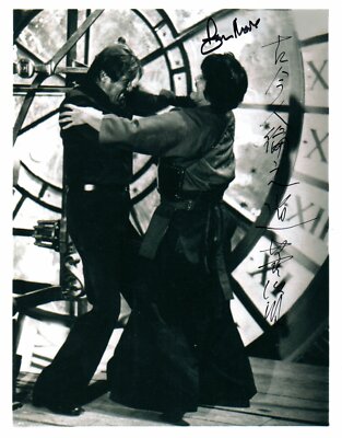 ROGER MOORE TOSHIRO SUGA DOPPELT SIGNIERT JAMES BOND MOONRAKER ECHTHEITSZERTIFIKAT FOTO BEWEIS
