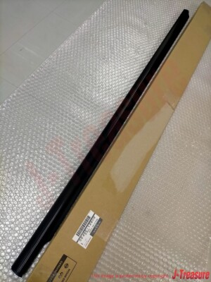 NISSAN 240SX S13 89-94 Genuine Front Door Outside Molding LH 80821