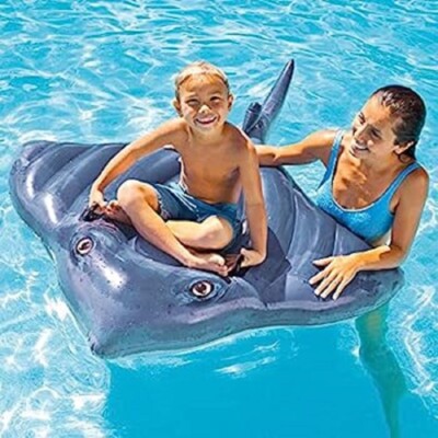 Aufblasbare Schwimmliege fahrbar Stachelrochen Fisch Schwimmbad Meer Schwimmer Strand UK