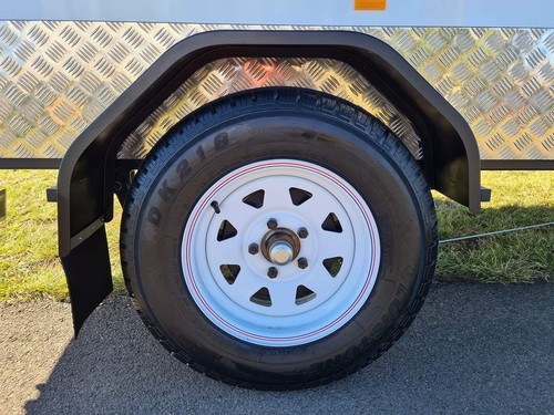 AUSTRALIAN Made 10x5 Enclosed 1500kg ATM Toy Hauler Trailer Duragal Disc Brakes - Picture 14 of 14