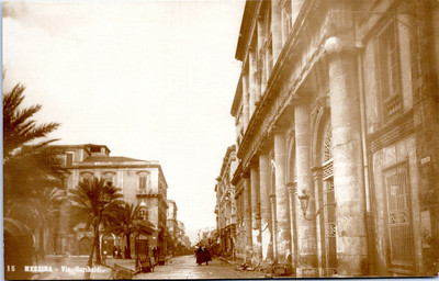 Italien, Messina, Via Garibaldi, Erdbeben von 1908 Vintage Silberdruck auf Karte