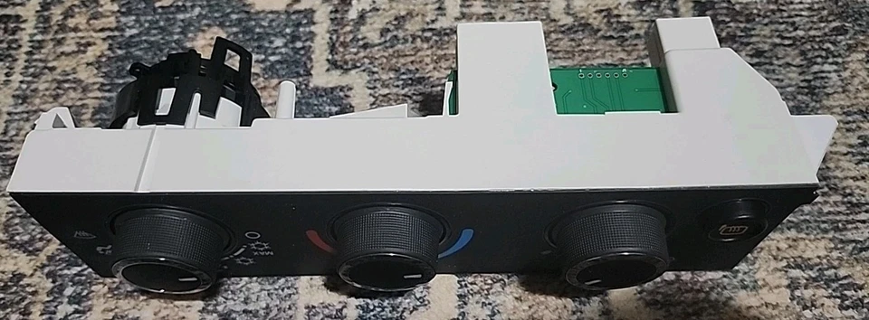 Acdelco 84793088 - Gm Original Equipment Hvac Control Panel Genuine Parts - Image 4 of 4