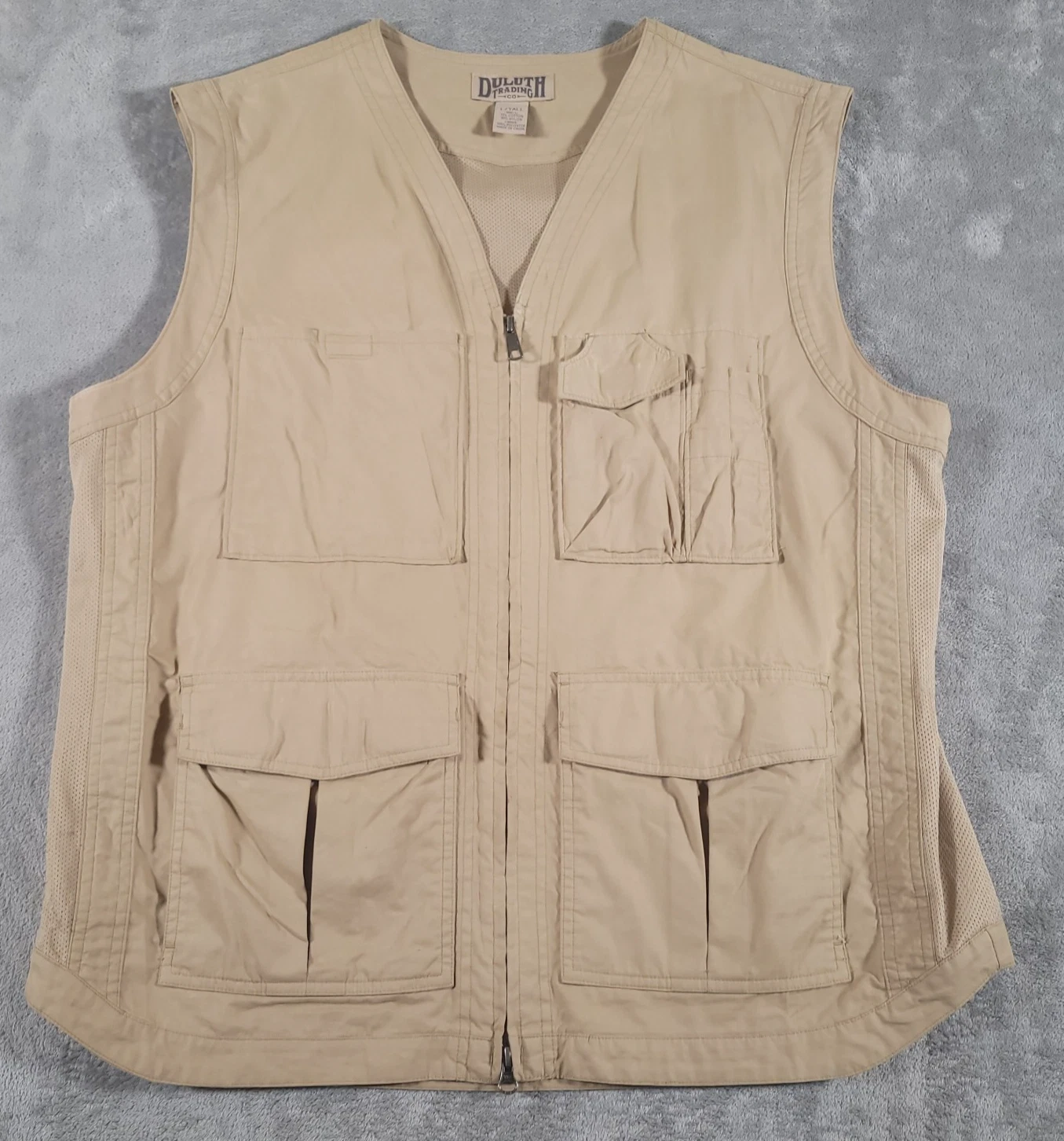 Duluth Trading Working Mans Vest Mens Large Tall Tan Khaki Outdoor Fishing Nylon