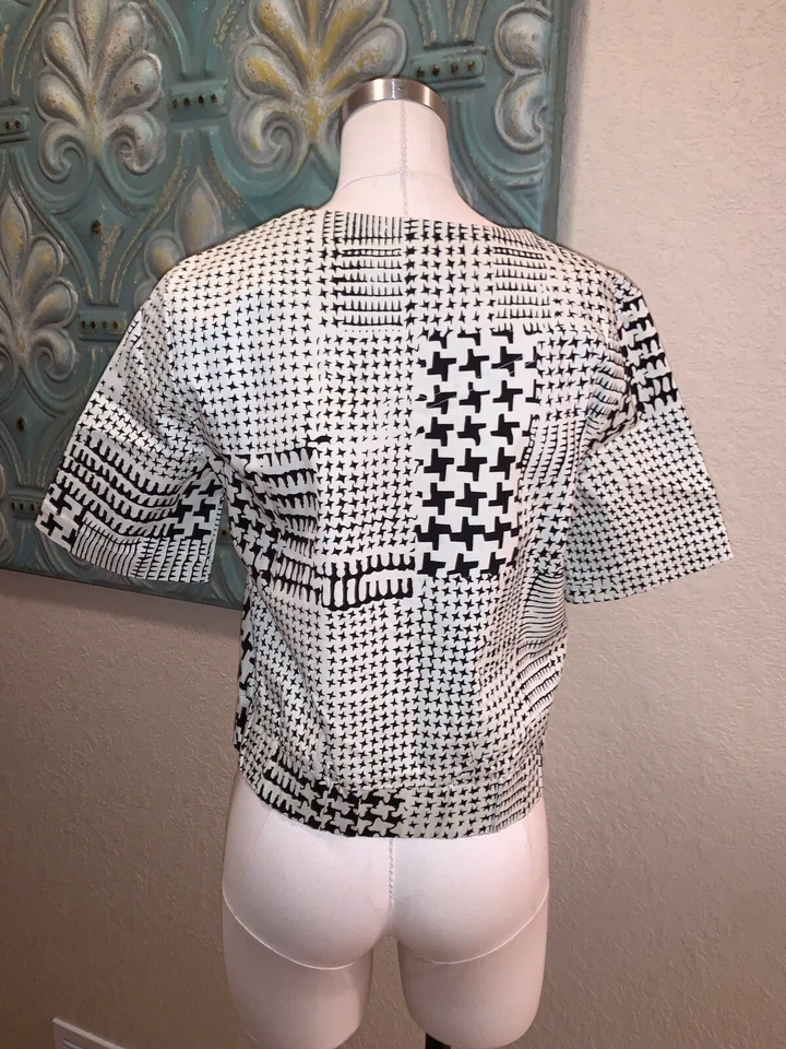 Cabi Women XS Coupe Bomber Jacket Style #931 Black/off White Double Zipper #788 - Image 3 of 4