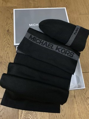 BN Michael Kors MK Uomo Nero E Grigio a Righe Sciarpa \u0026 Cuff Beanie Cappello  Scatola Regalo | eBay
