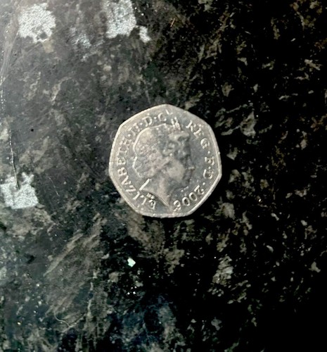 2006 150th Anniversary of the Victoria Cross VC wounded soldier 50p (pence) coin - Picture 2 of 2