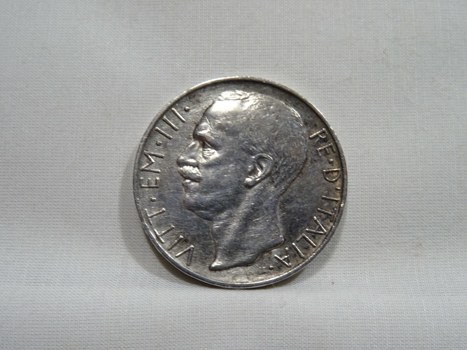 Picture 2 of 4