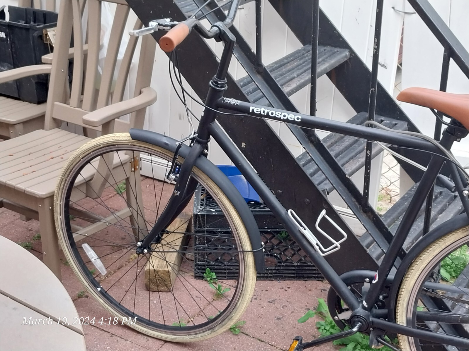 2021 RETROSPEC Beaumount bicycle (7speed) Black body, Brown seat and hand grips.