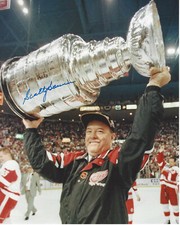 COACH SCOTTY BOWMAN DETROIT RED WINGS SIGNED 1997 STANLEY CUP 8X10 PHOTO D w/COA