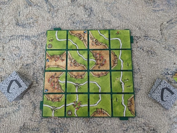 Soporte para azulejos Carcassonne - 3x3, 4x4, paquete múltiple descuentos - ¡Ideal para niños! Foto 3 de 4