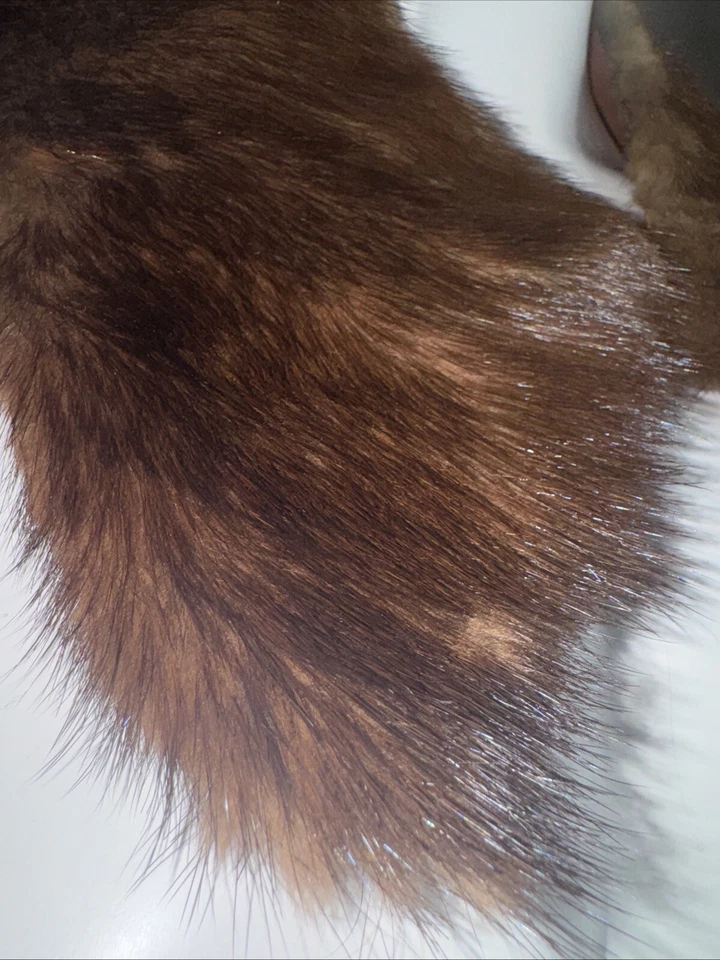 Cuello visón piel vintage marrón años 50 años 60 Foto 3 de 4