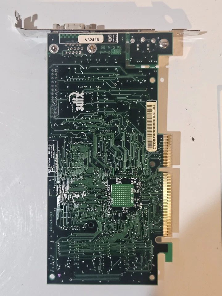 3Dfx VooDoo 3 2000 16MB AGP Graphics Card - 210-0364-003 - Image 2 of 4