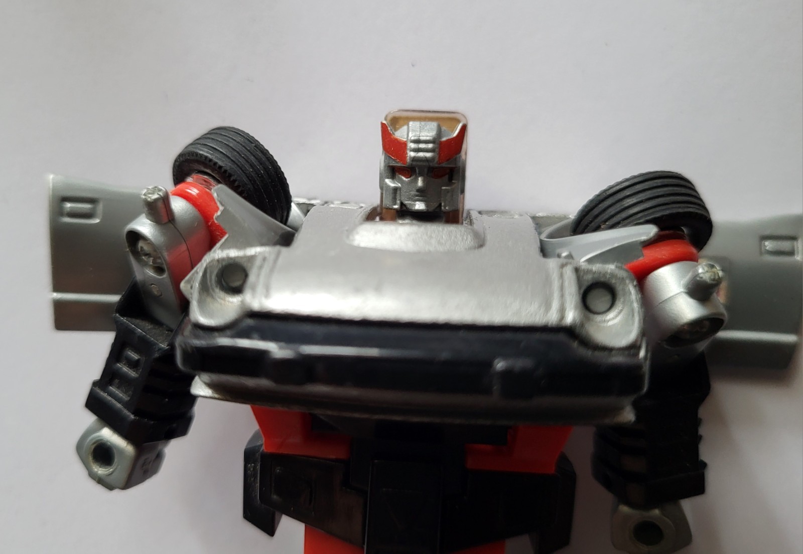 Loose Autobot Car